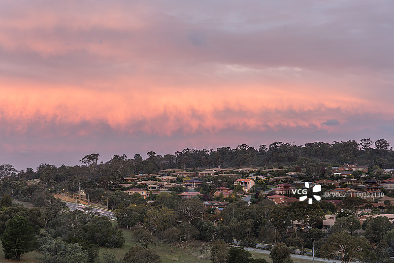澳洲天空的火烧云图片素材