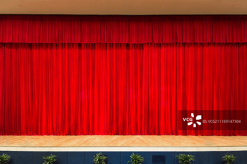 红色的舞台大幕图片素材