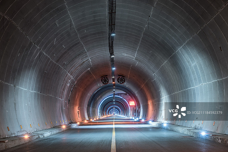 隧道Tunnel Traffic图片素材