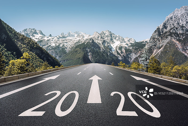 2020年汽车马路背景图片素材
