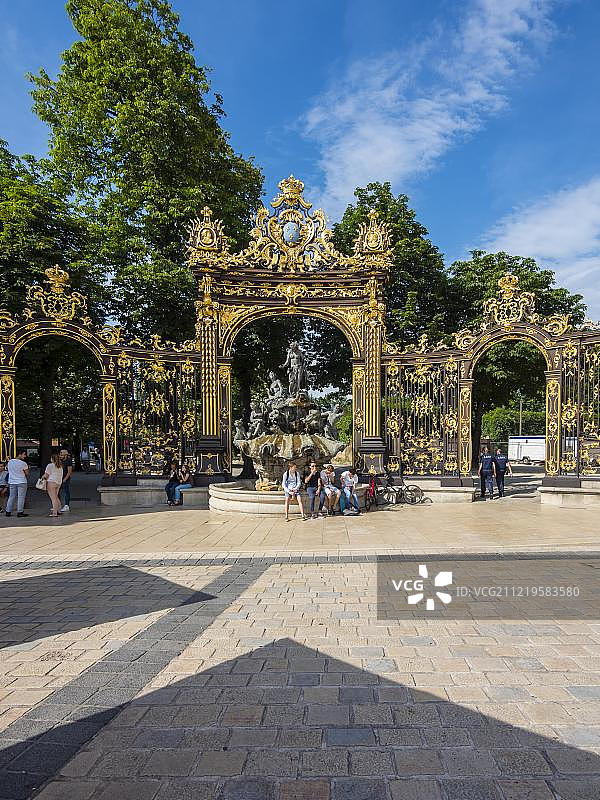 欧洲，法国，洛林，南希，默尔特-莫泽尔，斯坦尼斯拉斯广场的安菲特喷泉图片素材
