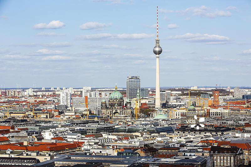 柏林城市景观-米特，电视塔和柏林大教堂，柏林，德国，欧洲图片素材