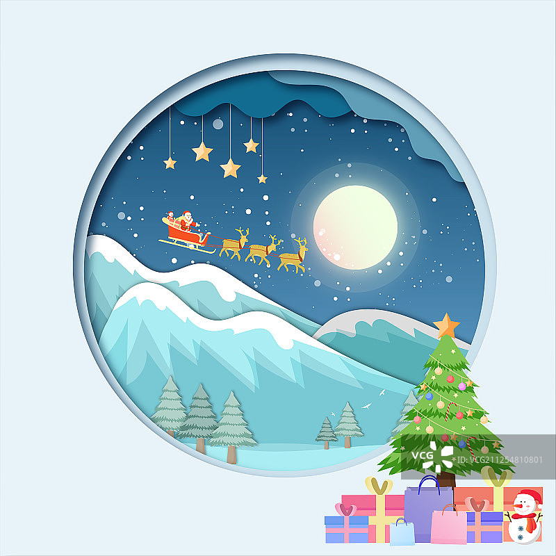 冬天夜晚月亮照耀着雪山和森林，圣诞节平安夜里圣诞老人送礼物图片素材