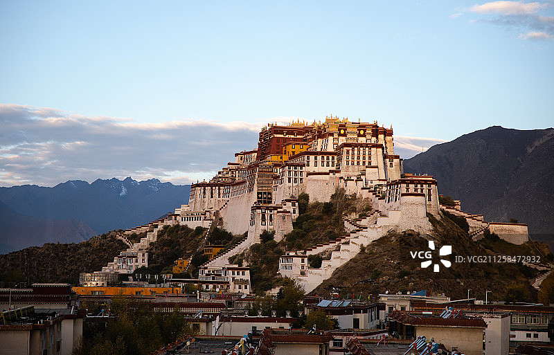 西藏藏族自治区拉萨市全景风光图片素材