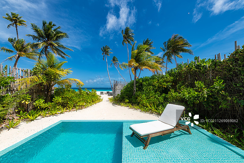 马尔代夫海景度假别墅泳池户外风光图片素材