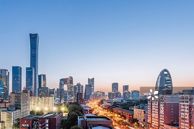 中国北京CBD城市天际线夜景图片素材