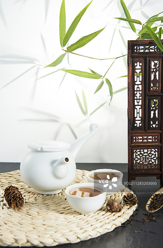 茶道茶文化喝茶陶瓷茶具红茶图片素材