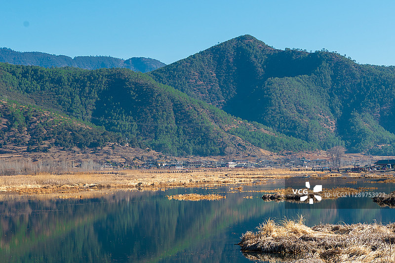 云南泸沽湖风景图片素材