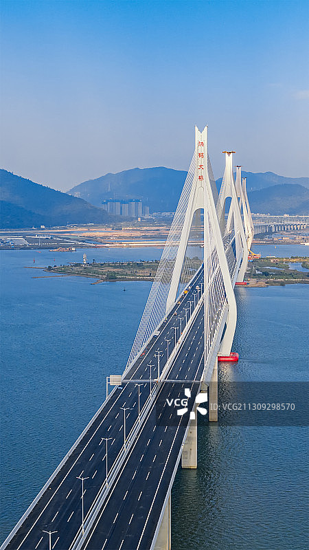 广东珠海 无人的洪鹤大桥航拍图片素材