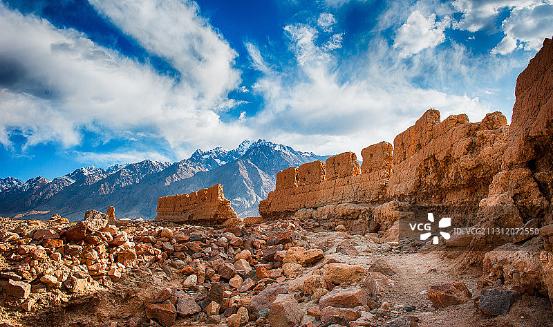 新疆塔什库尔干古城遗址，是我国最著名的三大石头城之一图片素材