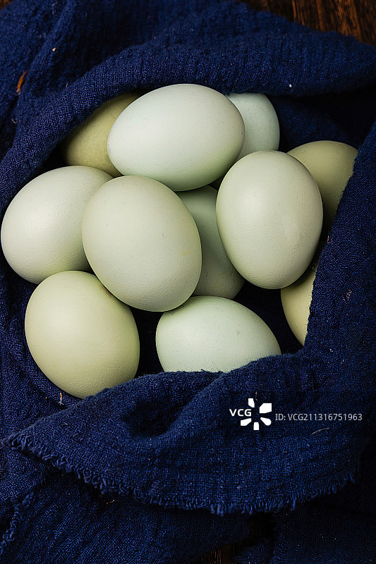 绿壳鸡蛋美食拍摄图片素材