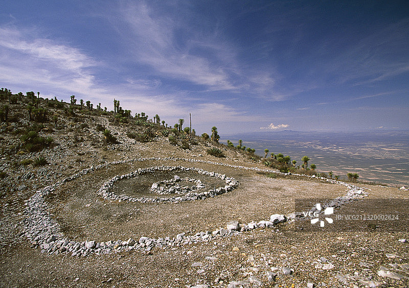 墨西哥-埃尔奎马多圣山图片素材