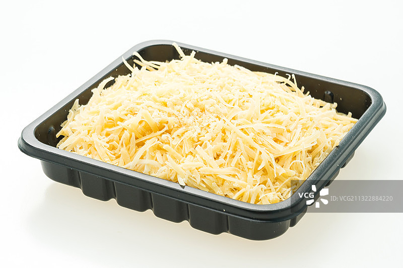 食物在容器中的特写，以白色为背景图片素材