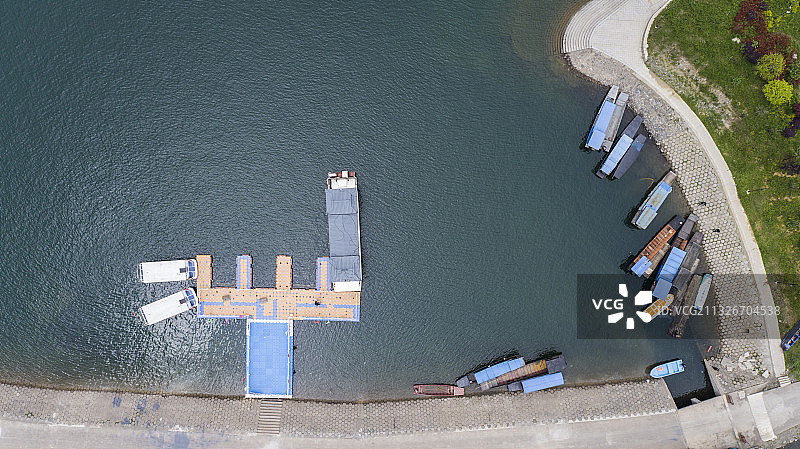 航拍中国安徽宣城市宁国市青龙湾景区游船码头图片素材