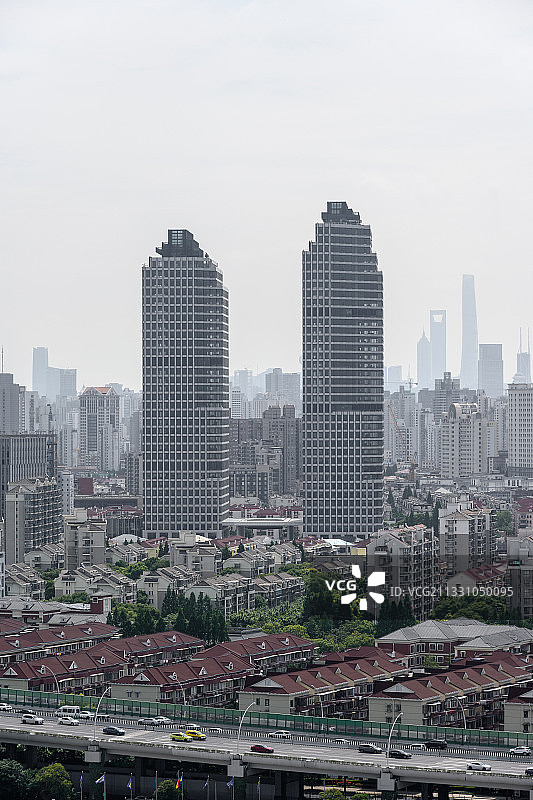 上海普陀区新地标中信泰富科技财富广场双子塔楼图片素材