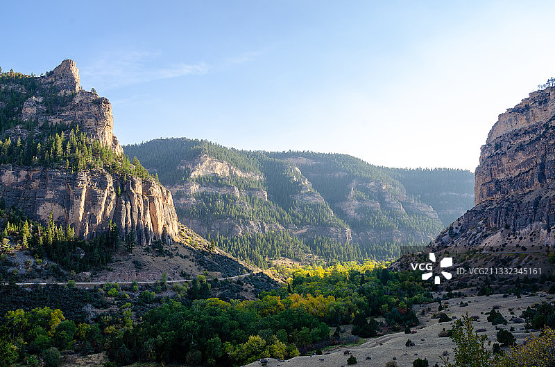风景优美的岩石山对天空，怀俄明州，美国图片素材