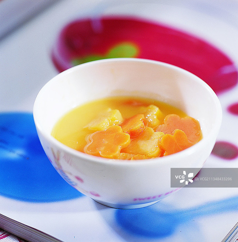 橙汁炖红薯胡萝卜，断奶食谱，美食，胡萝卜图片素材