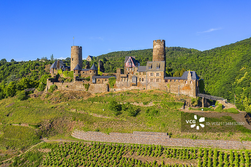 德国莱茵兰-普法尔茨，摩泽尔，阿尔肯附近的图兰特城堡鸟瞰图图片素材