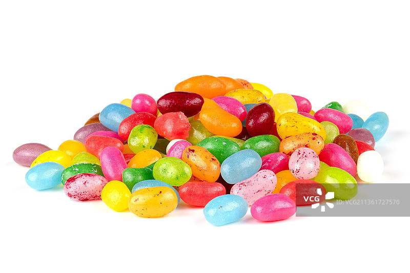 彩色糖果在白色背景下的特写图片素材