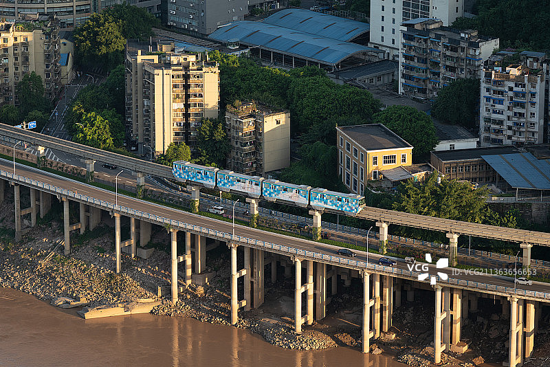 重庆 地铁 轻轨二号线图片素材