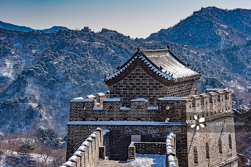 北京慕田峪长城敌楼雪后风景图片素材