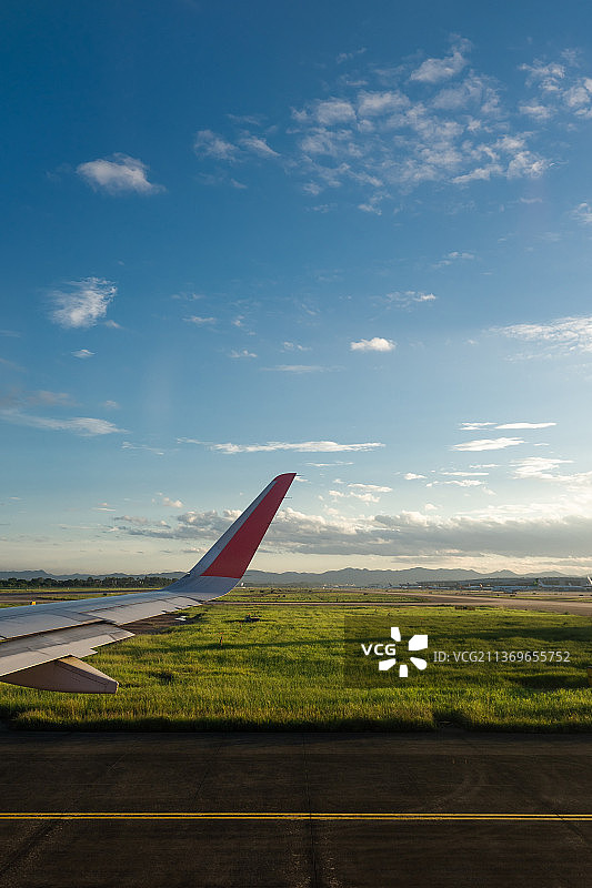 旅行,航空,飞机,蓝天,城市,风景,日出,白昼,廉价航空,机场图片素材