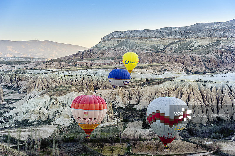 土耳其卡帕多奇亚的热气球图片素材