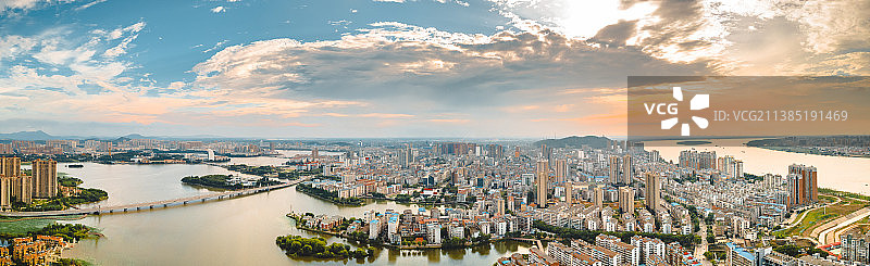 鄂州市鄂城区蓝天白云城市风光图片素材