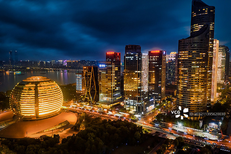 航拍杭州钱江新城CBD城市风光图片素材