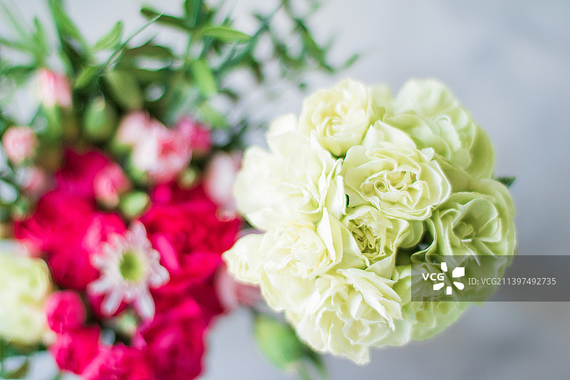 玫瑰花束装饰-婚礼，节日和花卉花园风格的概念图片素材