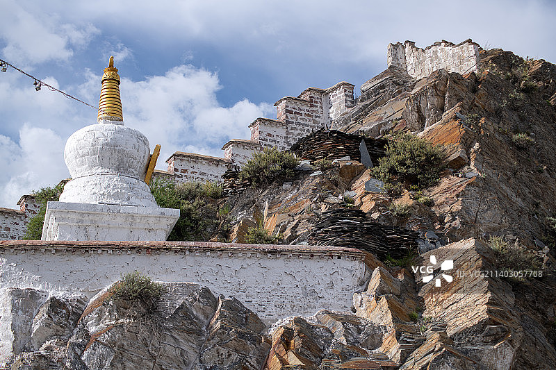 西藏拉萨白塔图片素材