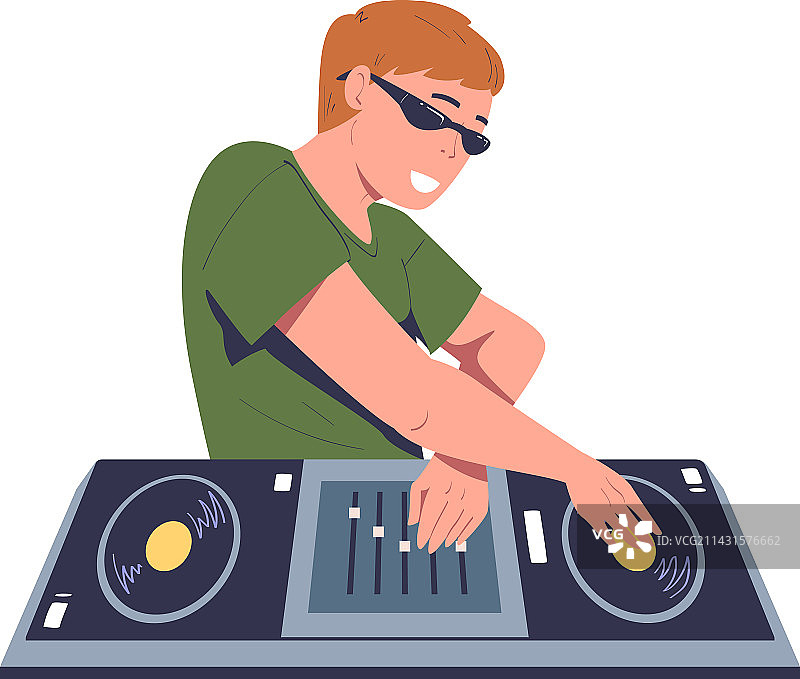 快乐的男性俱乐部DJ混合现代音乐控制台图片素材