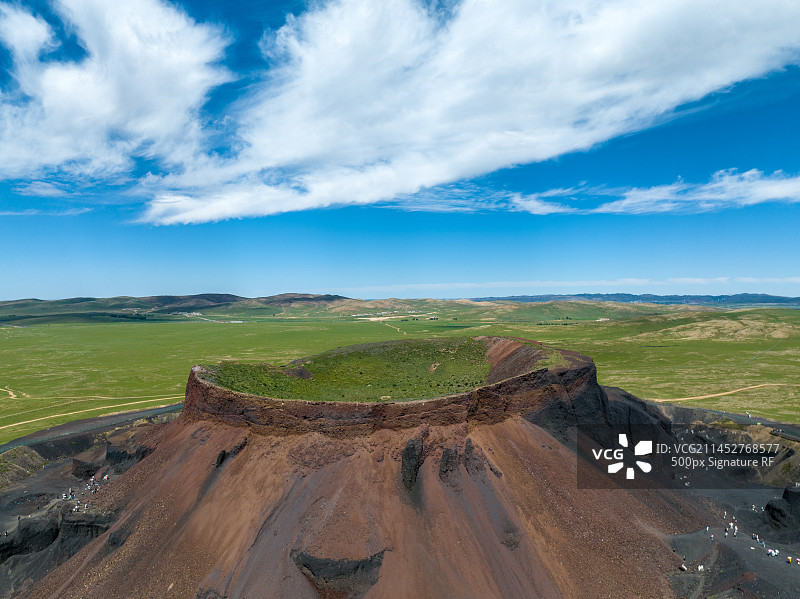 航拍空中鸟瞰内蒙乌兰哈达火山图片素材