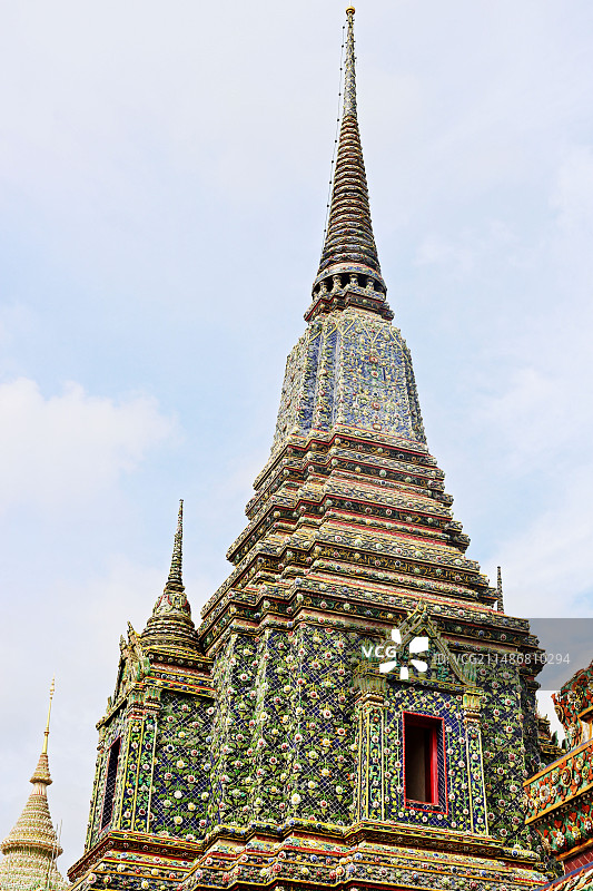 泰国曼谷的卧佛寺图片素材