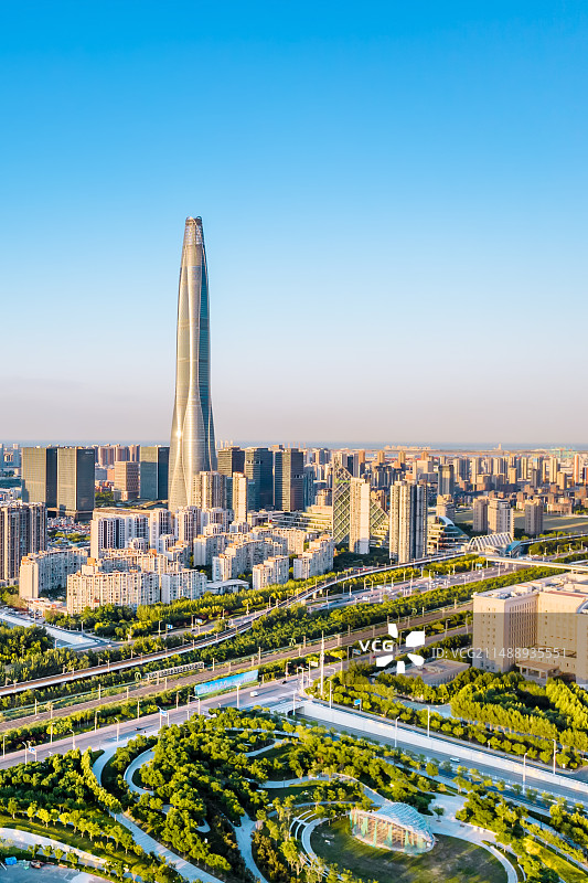 中国天津滨海新区周大福金融中心城市天际线航拍图片素材