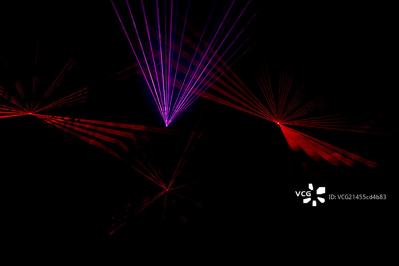 laser light in the dark图片素材