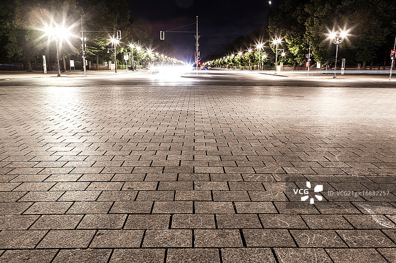德国柏林勃兰登堡门广场夜景图片素材