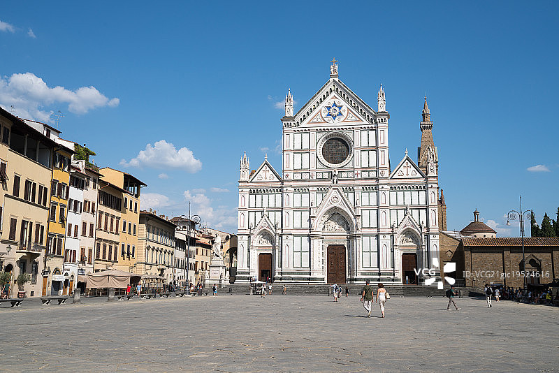 意大利佛罗伦萨圣十字教堂广场Basilica di Santa Croce图片素材