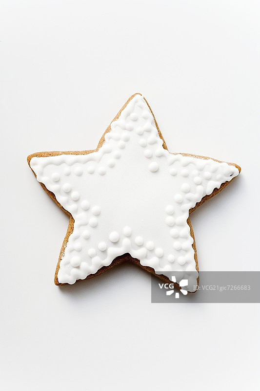 姜饼星星加白色糖霜图片素材