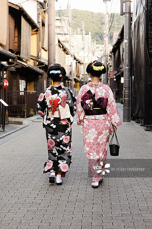 日本的姐妹图片素材