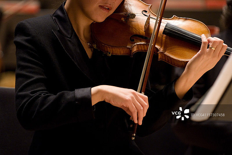 女小提琴家图片素材