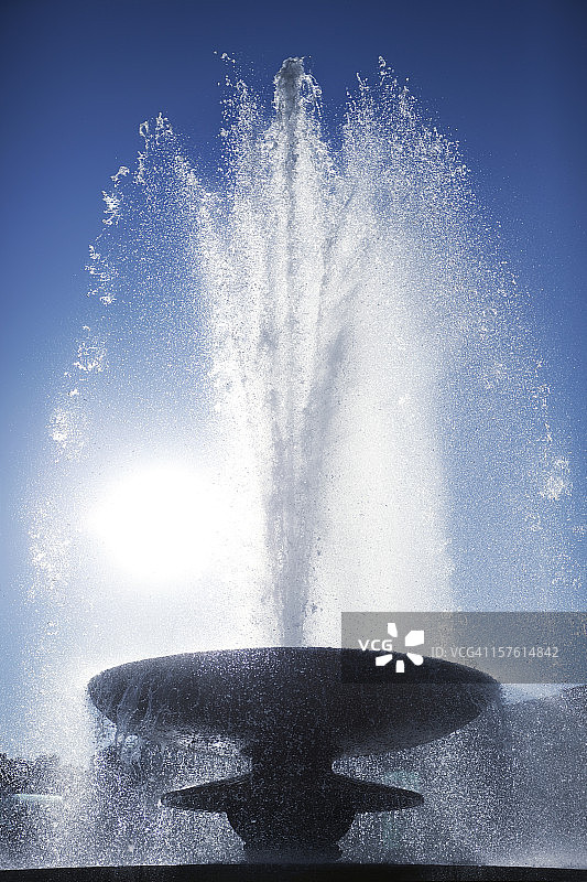 特拉法加广场喷泉(XXXL)图片素材