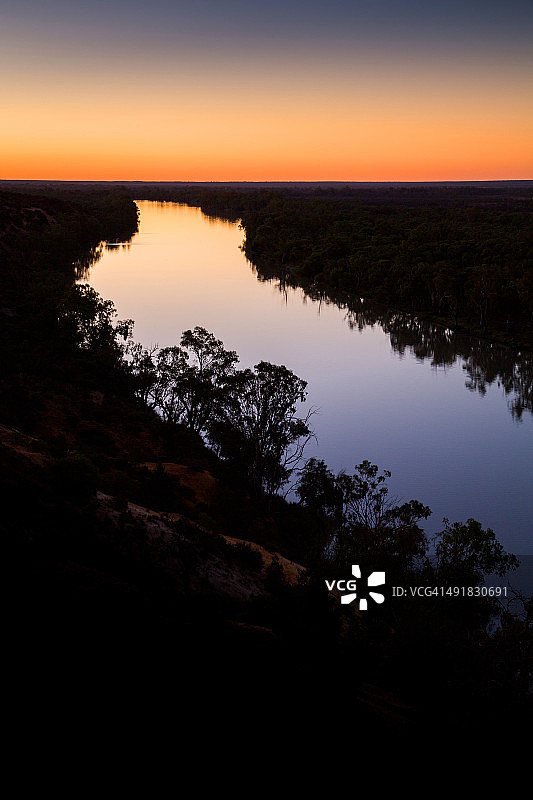 墨累河日落。Renmark。南澳大利亚。图片素材