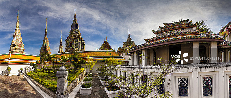 泰国曼谷卧佛寺全景图。图片素材
