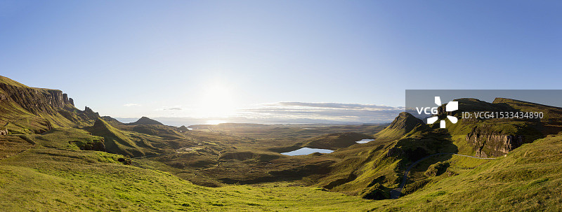 苏格兰斯凯岛奎莱恩的全景日出图片素材