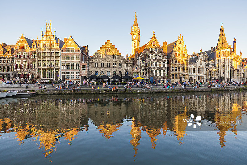 比利时，根特，格拉斯雷老城，莱河的历史建筑图片素材