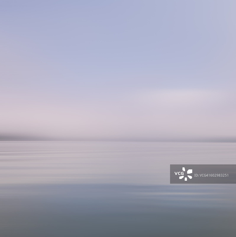 美国，纽约州，萨拉纳克湖，黄昏的湖景图片素材