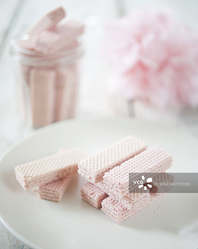 粉色格子饼干图片素材