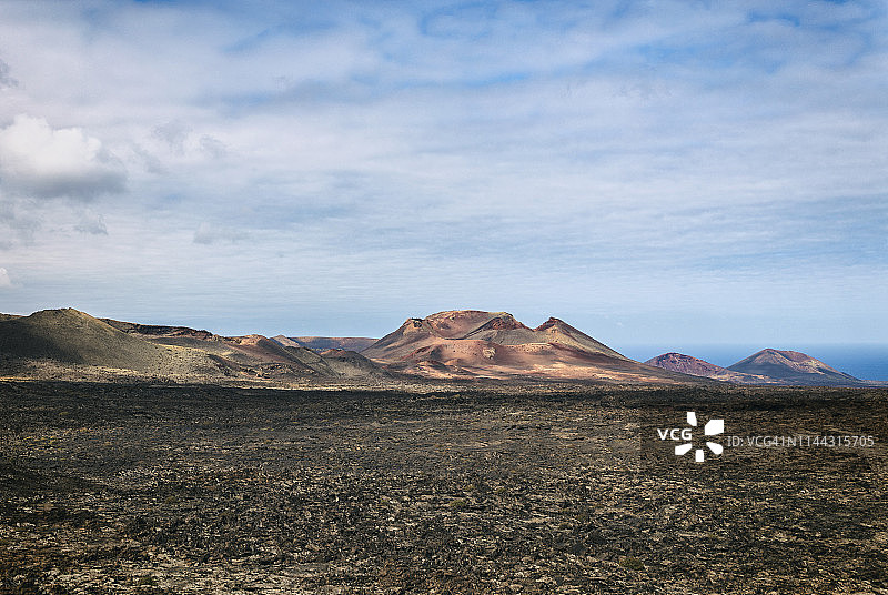 西班牙加那利群岛兰萨罗特岛的火山景观图片素材