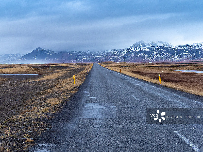 冰岛，冬天的清晨，Snaefellsjoekull国家公园的54路图片素材